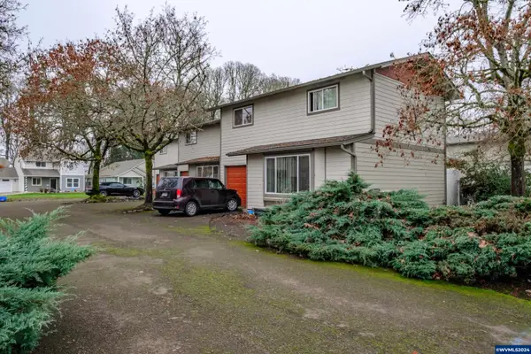 2634 S 7th St, Lebanon, OR 97355