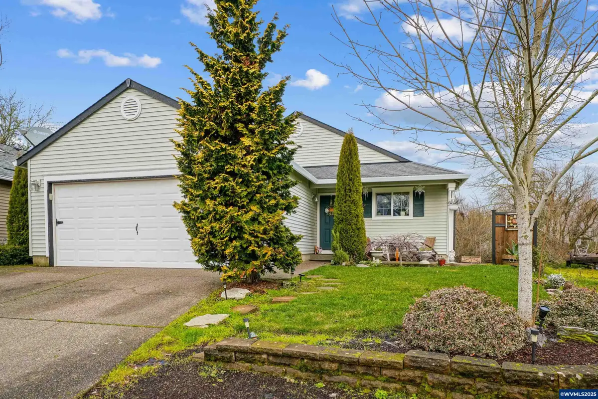 2351 SW Hannah Cir, McMinnville, OR 97128 - #1