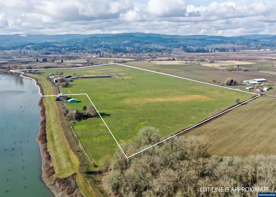 35308  Riverside Ln, Scappoose, OR 97056 - Image #3