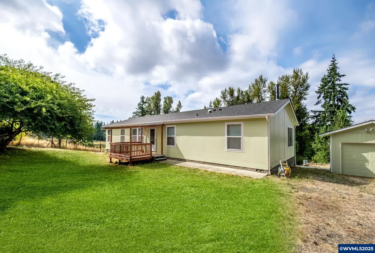 39110  Loma Dr, Scio, OR 97374 - Image #1