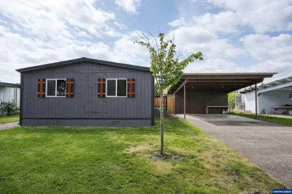 627 NW 6th Ct, McMinnville, OR 97128