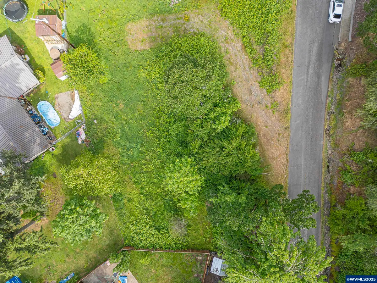 1109 N Scenic View Dr, Stayton, OR 97383 - #1