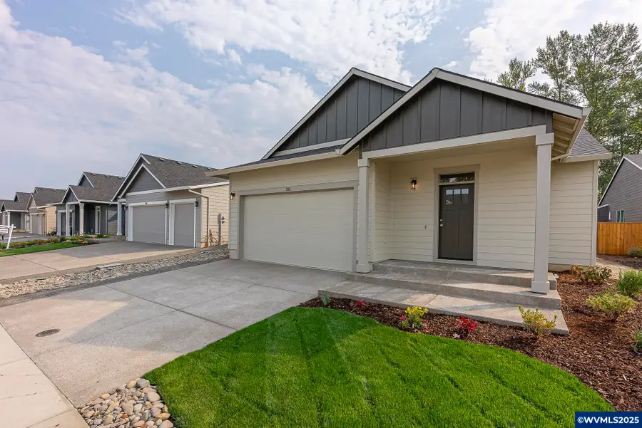 702  Tigerlily St, Silverton, OR 97381 - Image #3