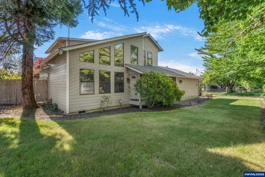 2641 NW Crocker Ln, Albany, OR 97321 - Image #2