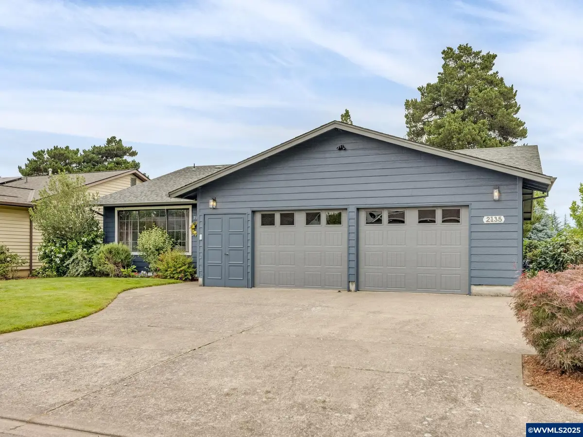 2135  COUNTRY CLUB Ter, Woodburn, OR 97071 - Image #1