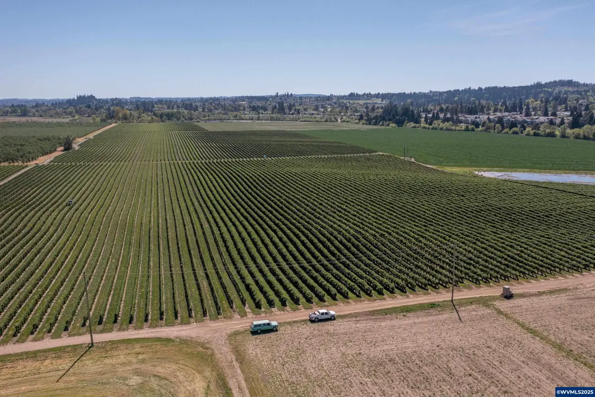 3372  River Bend Rd NW, Salem, OR 97304 - Image #1