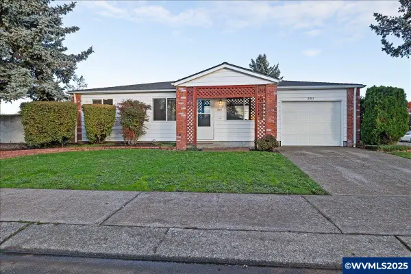 2801  Raleigh - 2803 Ct SE, Albany, OR 97322