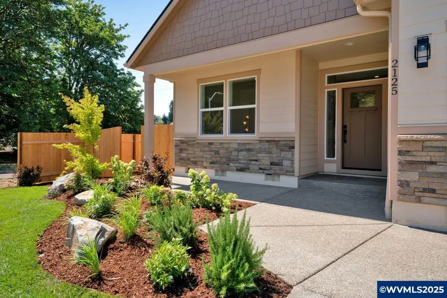 2125 NE Spitz Rd, Canby, OR 97013 - #2