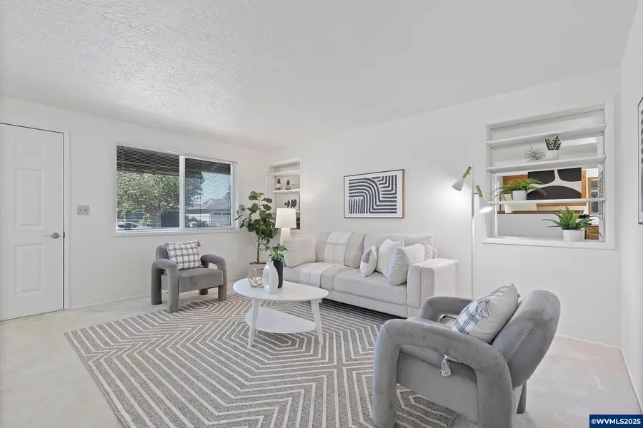 1355  Thompson Rd, Woodburn, OR 97071 - Image #3