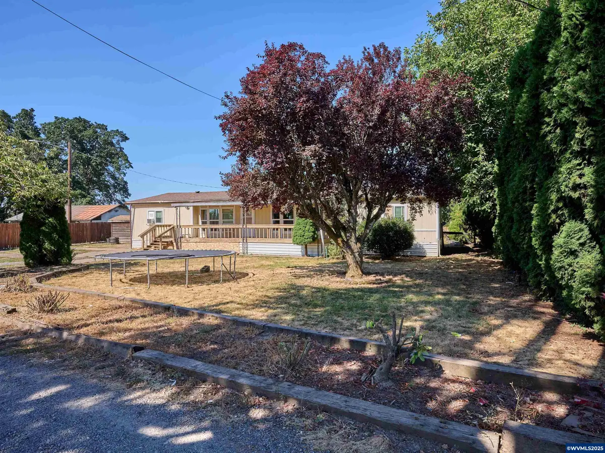 1632  Brown St, Woodburn, OR 97071 - Image #1