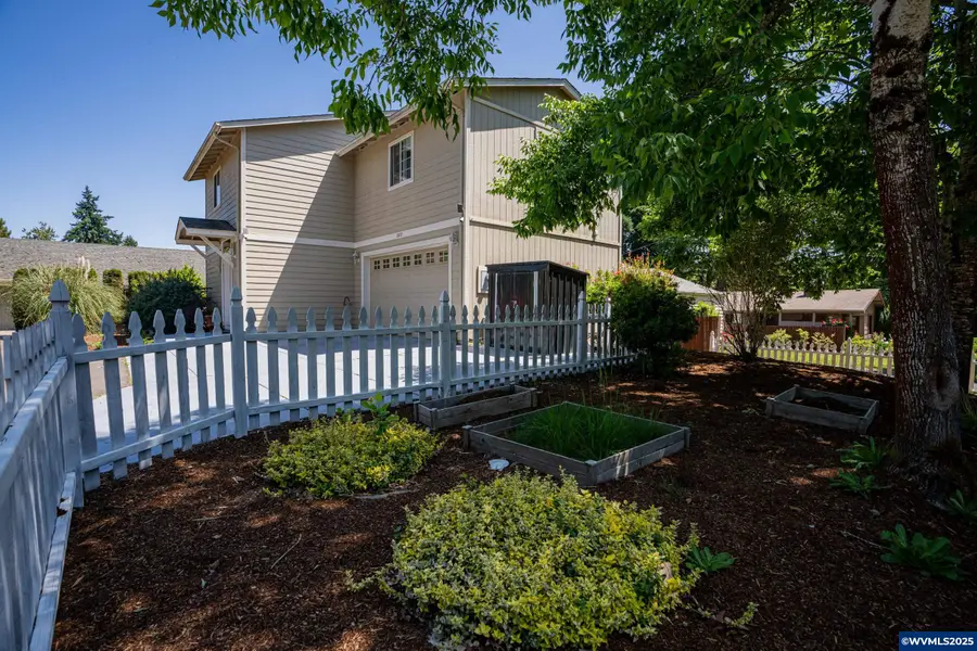 2872  Bluff Av SE, Salem, OR 97302 - #3