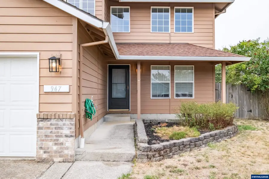 947  Meadowlark Pl, Molalla, OR 97038 - Image #2