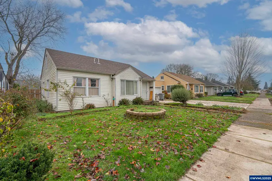 1603  Park Dr, Lebanon, OR 97355 - Image #3