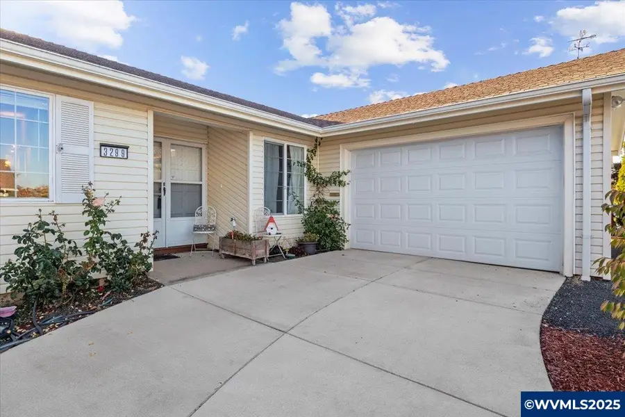 3299  Oakcrest Dr NW, Salem, OR 97304 - Image #3