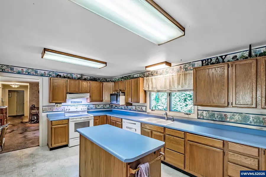 112  Green Ct NE, Albany, OR 97321 - Image #3