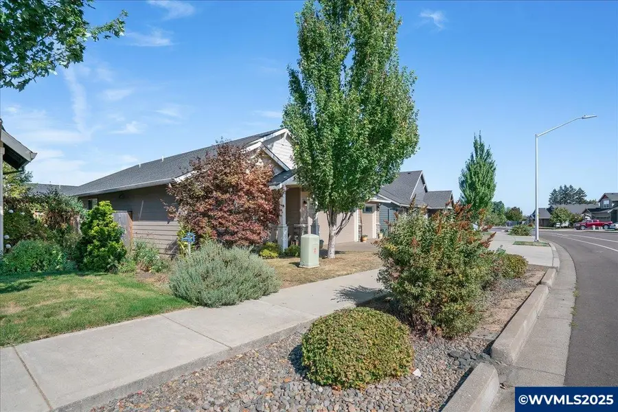 1670 SE Academy St, Dallas, OR 97338 - Image #3
