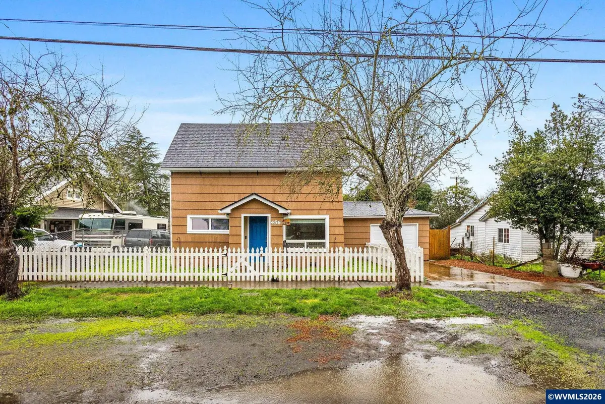 456 N Log Cabin St, Independence, OR 97351 - #1