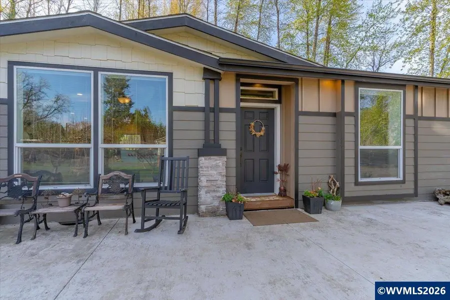 37734  River Dr, Lebanon, OR 97355 - #2