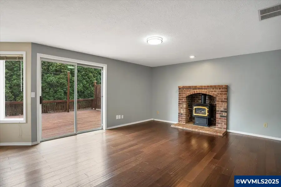 4537  Kurth St S, Salem, OR 97302 - Image #2