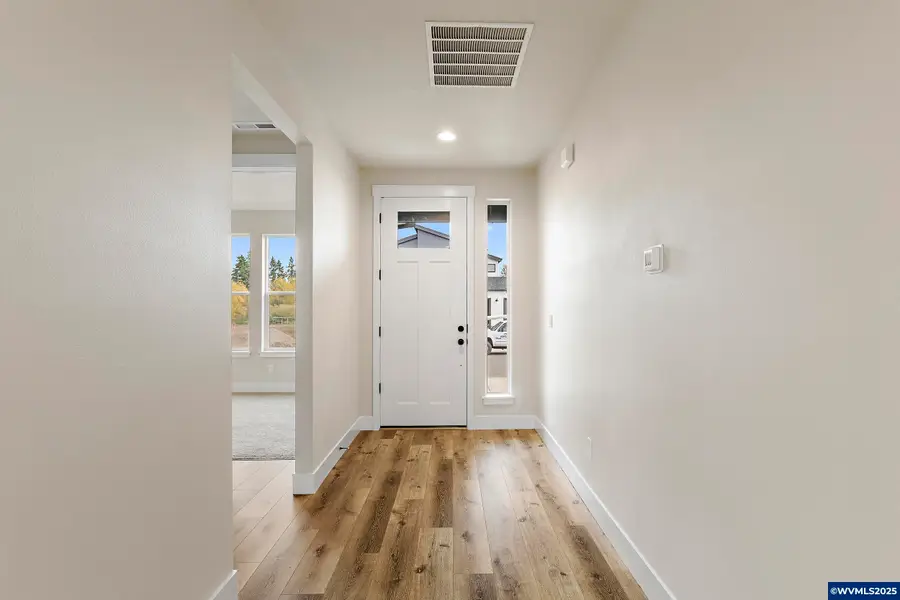 3075  Olympic St, Woodburn, OR 97071 - #3