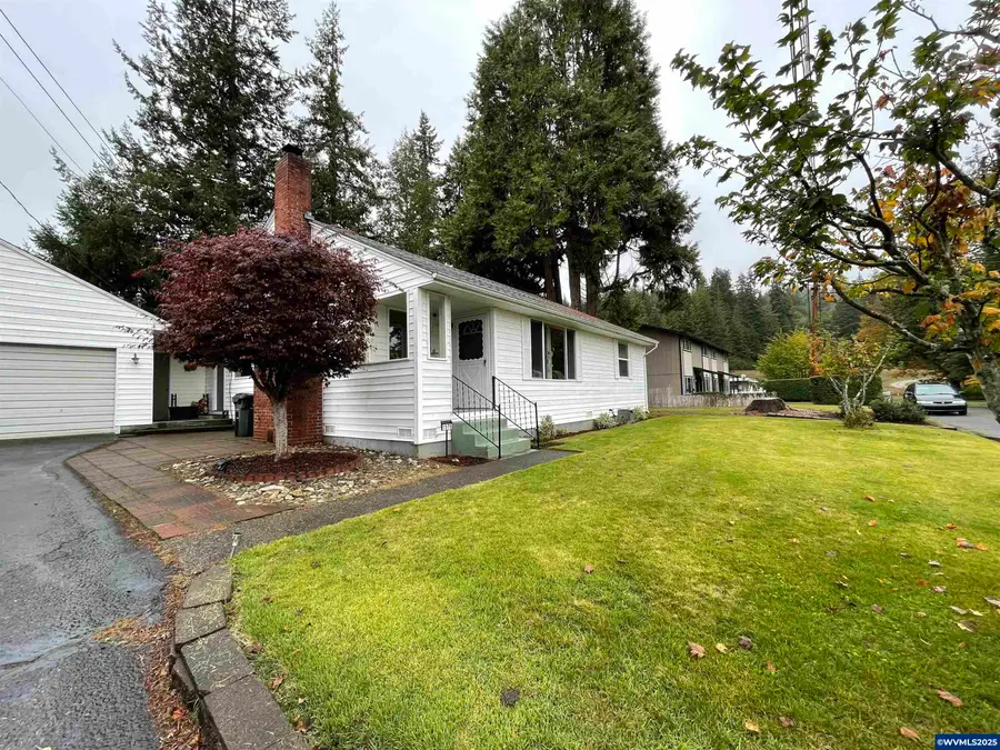 1575  Hemlock St, Coquille, OR 97423 - Image #2