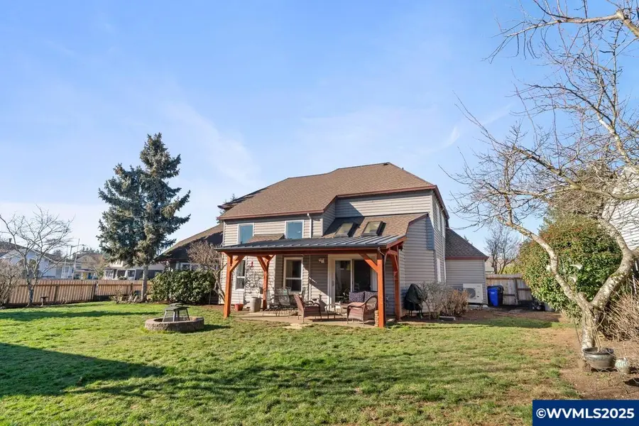 19390 Westwood  19390 Westwood Dr, Oregon City, OR 97045 - Image #2