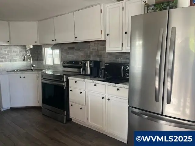 16901 SE Division St, Portland, OR 97236 - Image #2