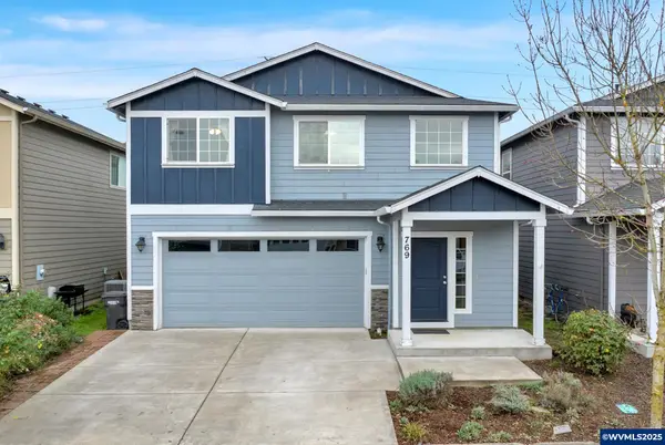 769  Morning Glory Dr, Independence, OR 97351