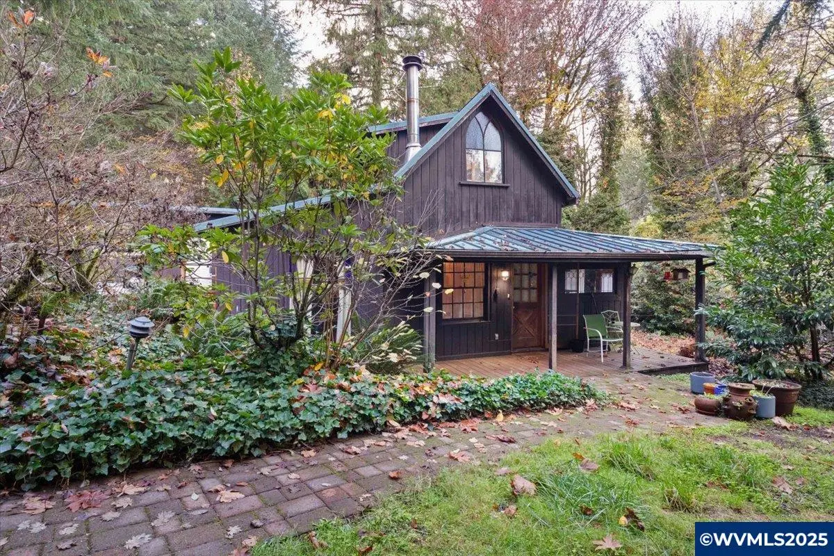 330  Bridge St, Falls City, OR 97344 - Image #1