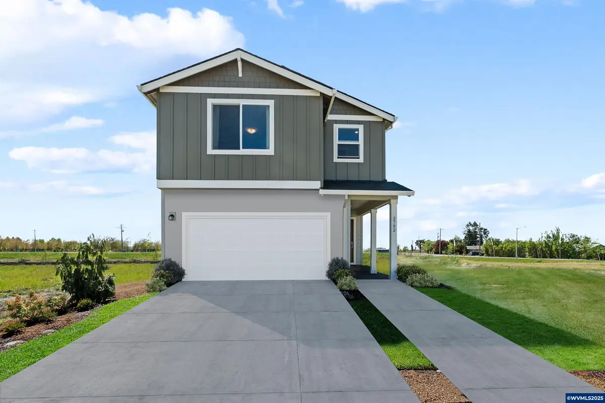 2702  Gunderson Av, Woodburn, OR 97071 - Image #1