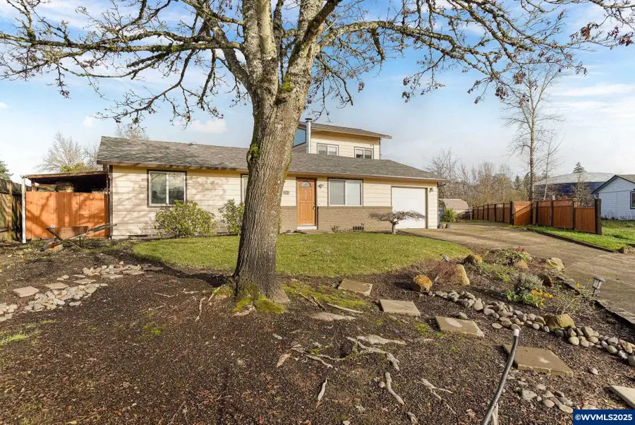 367  Spruce Ct, Independence, OR 97351 - Image #2