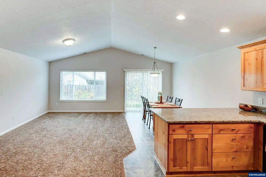 482 SE Isenberg St, Dallas, OR 97338 - Image #3