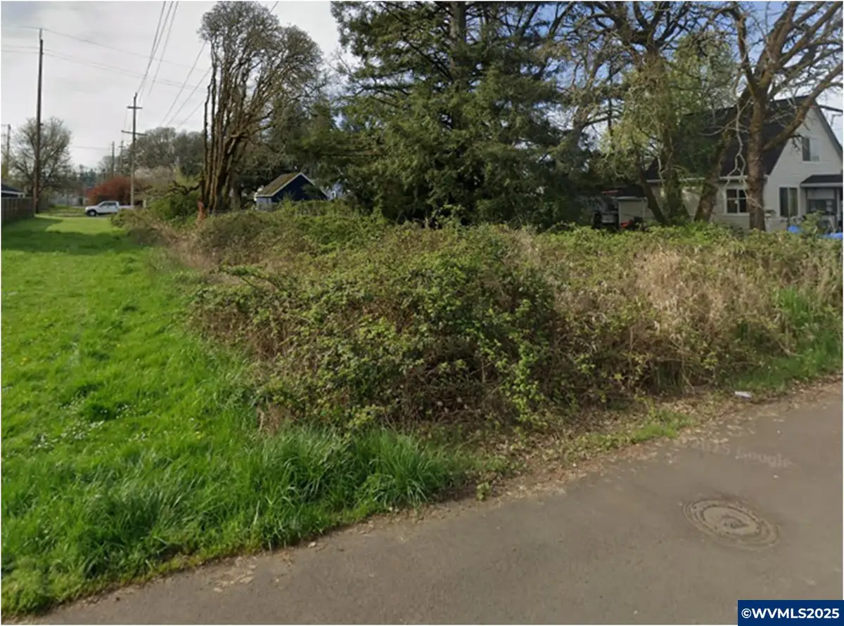 (Next To) 2020  15th Av SW, Albany, OR 97321 - Image #1