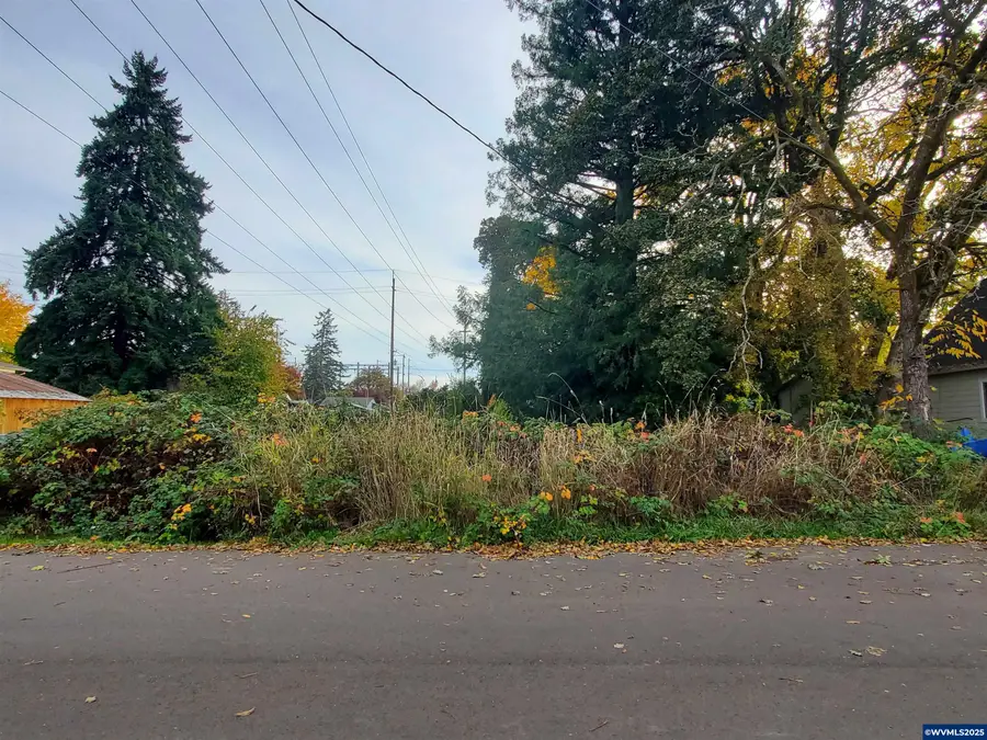 (Next To) 2020  15th Av SW, Albany, OR 97321 - Image #2