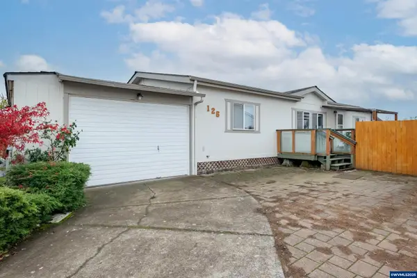 126  Lyons Ct SW, Albany, OR 97322