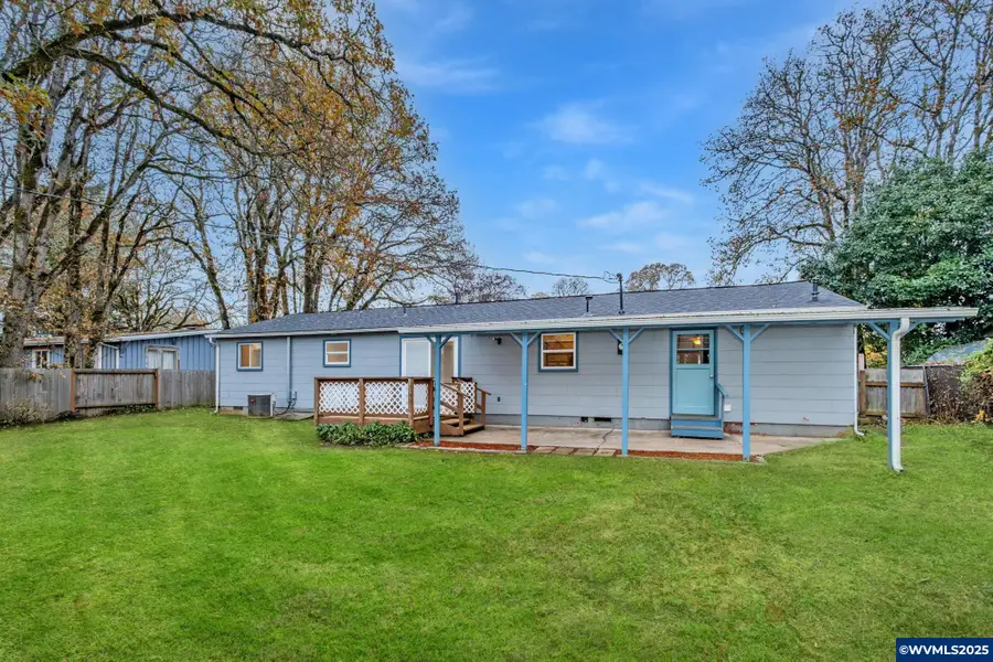 191 W Cedar Dr, Lebanon, OR 97355 - Image #2