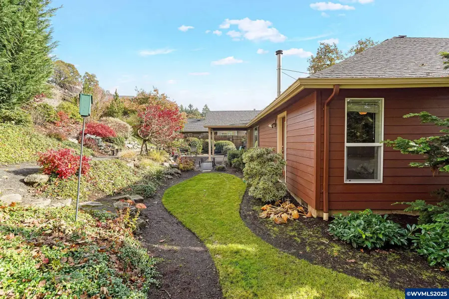 2521 E Santiam St, Stayton, OR 97383 - Image #2