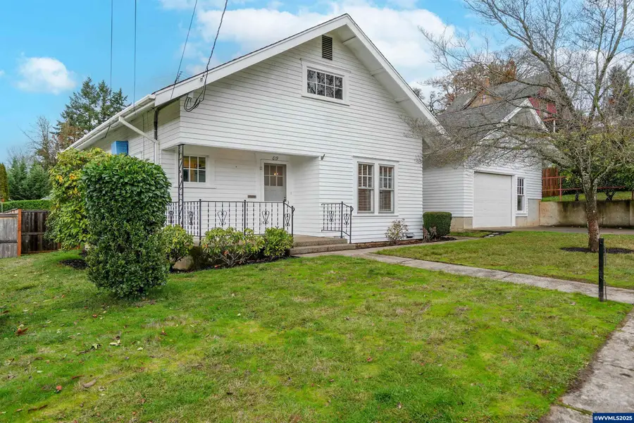 619  B St, Silverton, OR 97381 - Image #2