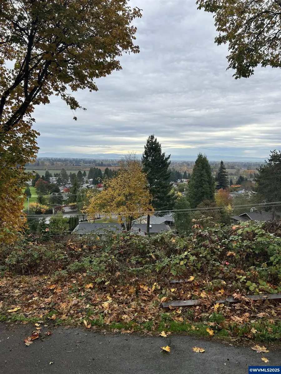 3047  Wallace Rd NW, Salem, OR 97304 - Image #2