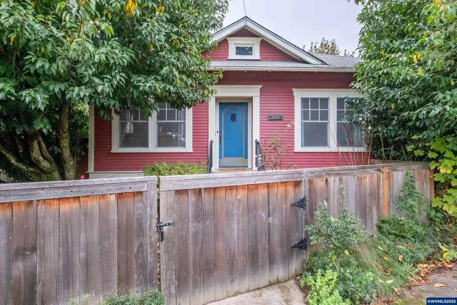 1003 SW 10th St, Corvallis, OR 97330 - Image #2