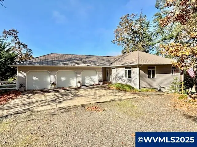 30464  Ty Valley Rd, Lebanon, OR 97355 - Image #1