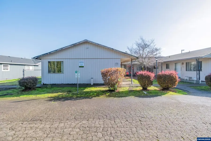 3928  Auburn Rd NE, Salem, OR 97301 - Image #2