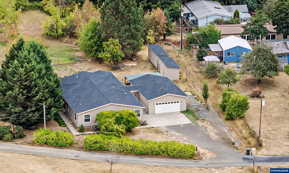 194  Oak St, Monroe, OR 97456 - Image #1