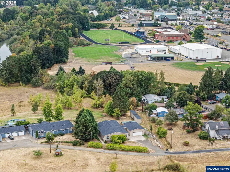 194  Oak St, Monroe, OR 97456 - Image #2