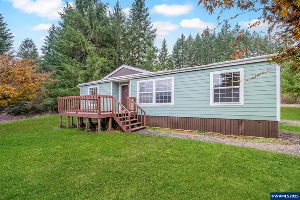 32981  Mount Pleasant Rd, Lebanon, OR 97355