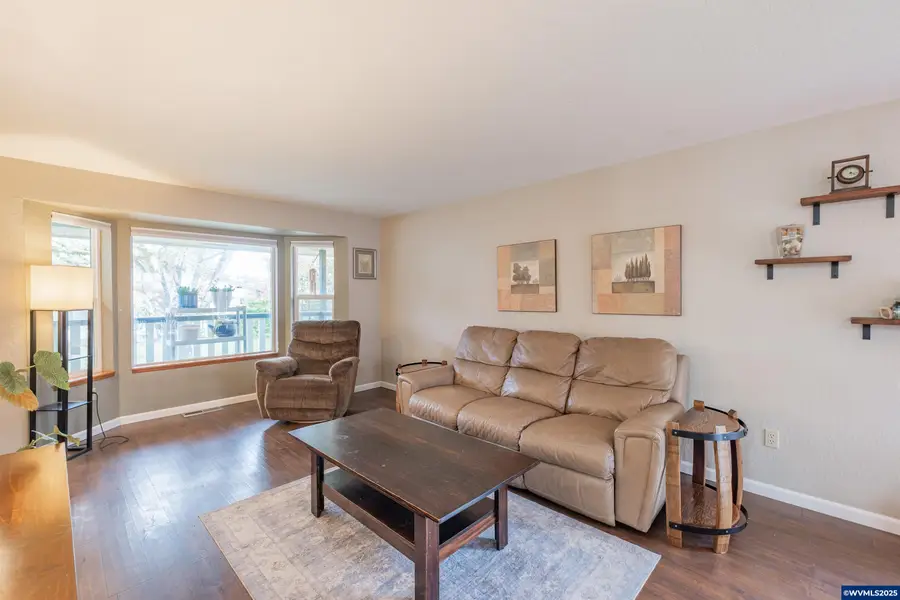 1417  47th Av, Sweet Home, OR 97386 - Image #2