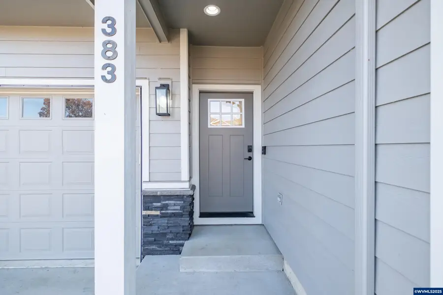 383 NW Denton Av, Dallas, OR 97338 - Image #2