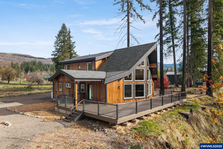 138  Santiam St, Gates, OR 97346 - Image #3