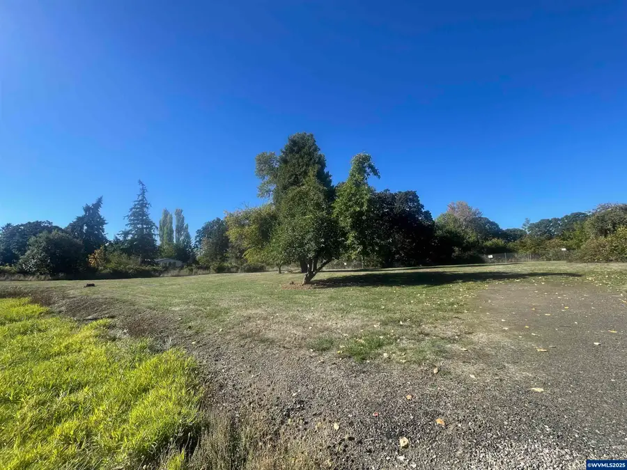 200 N Gun Club Rd, Independence, OR 97351 - Image #2