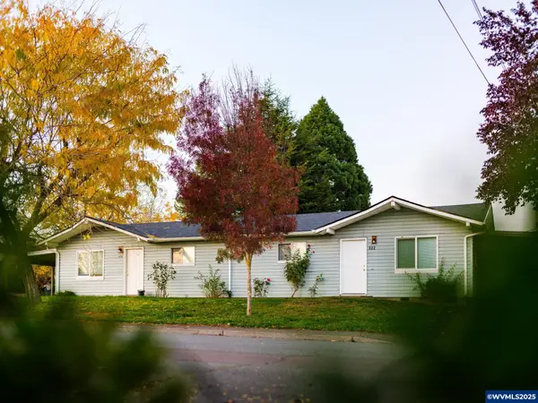 322  Williams St, Independence, OR 97351